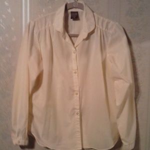 *UPPER LEVEL WOMEN'S BUTTON DOWN LONG SLEEVE SHIRT